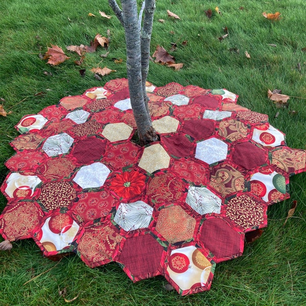 Tree Skirt, Quilted, Christmas Decor, Heirloom Keepsake, Handcrafted, One of a Kind, Secret Santa, Christmas Gift, Hexagon, Festive Decor