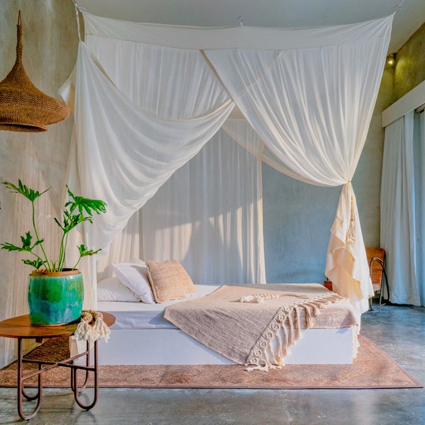 Organic Cotton Bed Canopy for King Size Bed by Bambulah® - Handmade in Bali - Bedroom Decor - Boho Bedding - Model 'The Kasna'