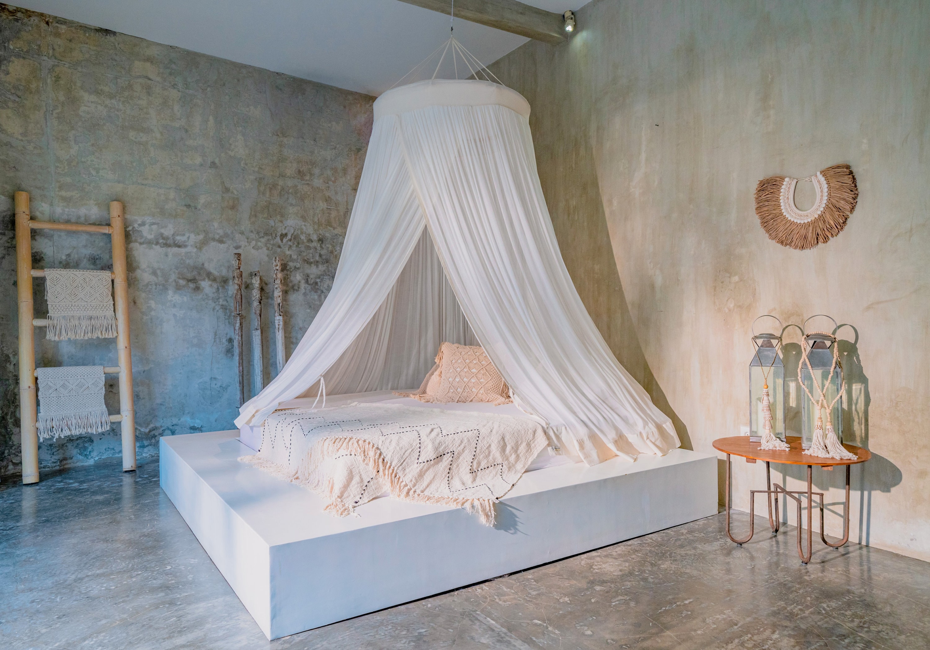 White bed canopy deals