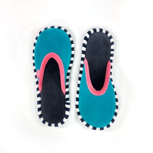 Chaussures de maison pour femmes, pantoufles de maison, pantoufles bleues, pantoufles en cuir, pantoufles d’automne, pantoufles chaudes, pantoufles fermées, pantoufles pour femmes