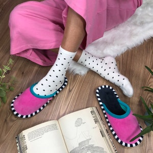 Fluffy House Slippers for women, Pink Cosy Fleece Slippers for Women, Home Girls Slippers for Winter, Sister&#39;s birthday gift