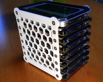 HDD/SSD 2.5 External Hard Drive Rack / Holder, Stand, Enclosure | Holds 8 HDD's | 3D Printed |