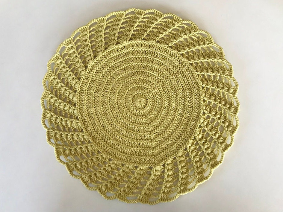 Crochet placemat pattern: crochet coaster, crochet placemat, crochet table cover, crochet placemat PDF