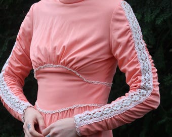Vintage 1970er Jahre Kleid in Peach