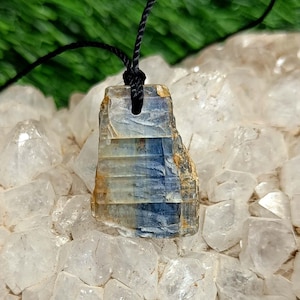 Blue Kyanite Pendant Necklace: Healing Crystal Jewelry Gift