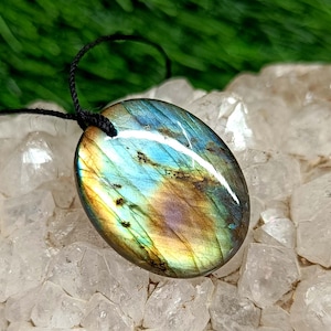 Labradorite Stone Pendant Necklace: Energy Gemstone, Healing Crystal