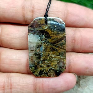 Tourmaline Crystal Necklace ,Root Chakra Pendant Best Gift For Brother ,Mens Gift Idea ,Healing Stone Necklaces, Gift Pendant For Wife,