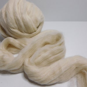 Baby Llama, Cria, White, Undyed, Bare, Combed Top, Roving, for Spinning, Felting, Crafting, 4 ounces image 4