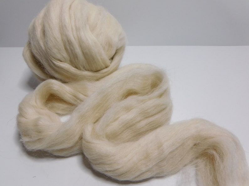 Baby Llama, Cria, White, Undyed, Bare, Combed Top, Roving, for Spinning, Felting, Crafting, 4 ounces image 4