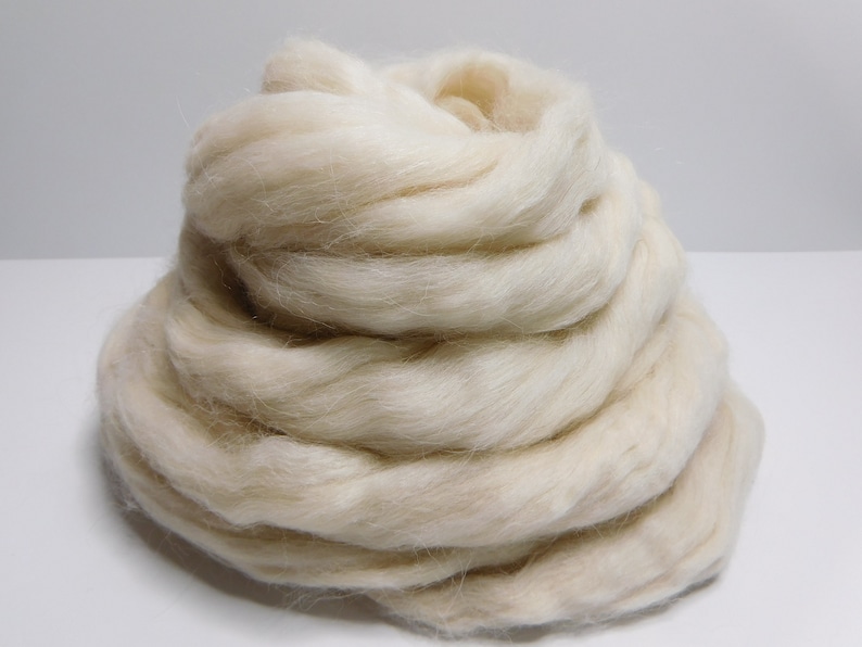 Baby Llama, Cria, White, Undyed, Bare, Combed Top, Roving, for Spinning, Felting, Crafting, 4 ounces image 2