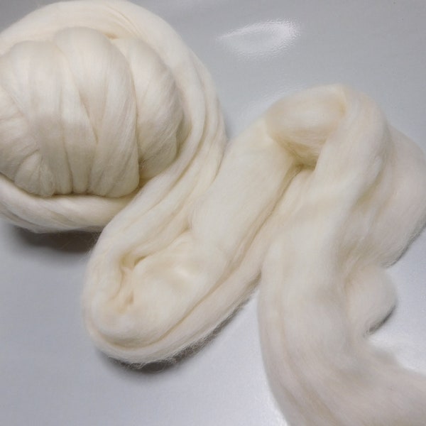 18.5 Micron Merino and Cashmere, Luxury Fiber, Undyed, Bare, Combed Top, Roving, for Spinning, Felting, 3 ounces