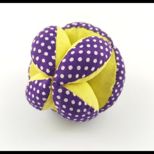 Montessori baby ball, Toddler Gift Ball, Baby Learning Ball, Amish Puzzle Ball, Sectioned Soft Ball