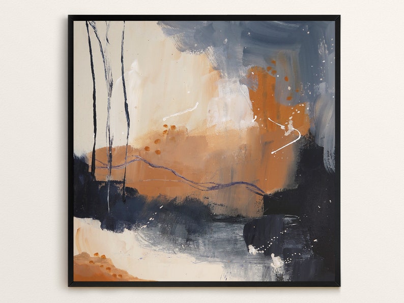 Peut inclure: Peinture abstraite avec un m&eacute;lange de peinture beige, marron, bleu et blanc. La peinture a un aspect textur&eacute; et pr&eacute;sente quelques petits points de peinture orange.