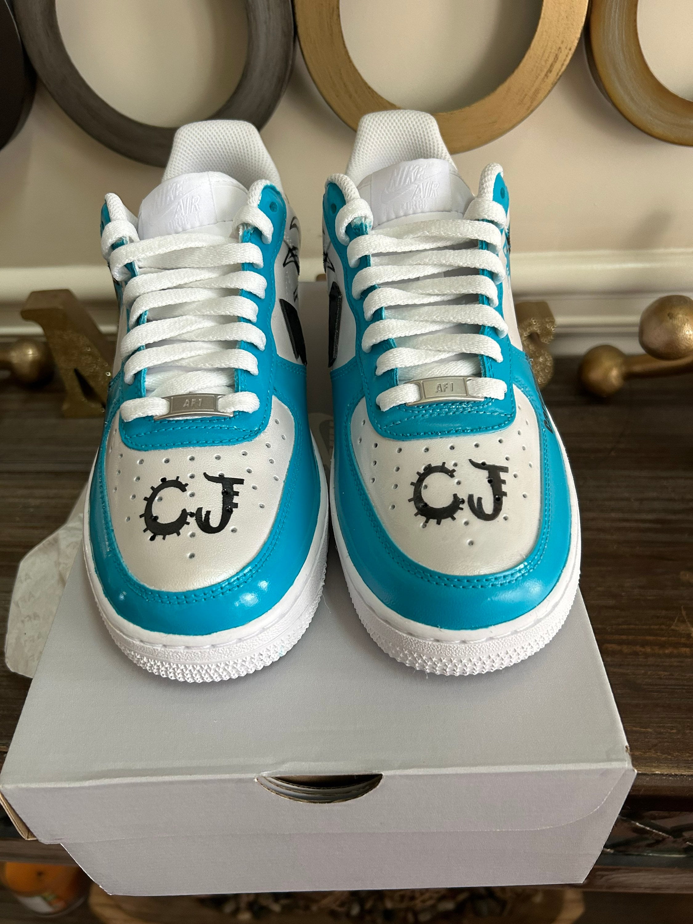 UNIQUE] High Point Panthers Custom Nike Air Force 1 Sneakers