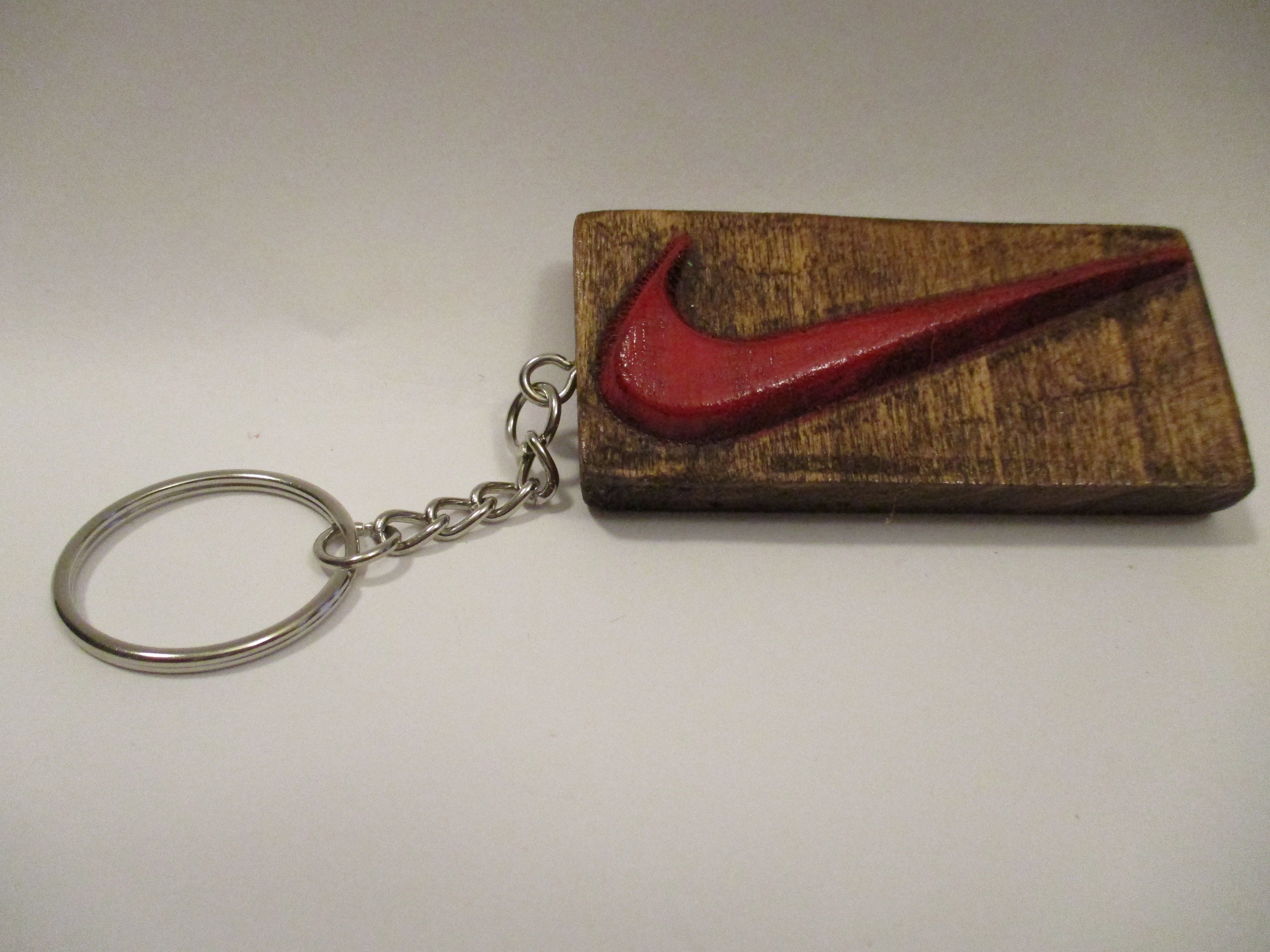 Nike Keychain Wood Hand Carved Llavero Nike De Madera Tallado a