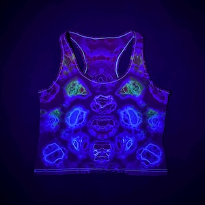 Kenney Style #256 (XL) “Crop Top”