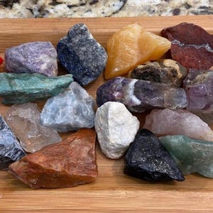 Assorted Rough Crystals and Stones 1 Pound Raw Mixed Gemstones for Crafting Tumbling Cabbing Crystal Crafters Lot