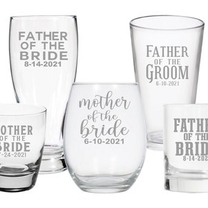 Mother of the Bride Father of the Bride Beer Glass, Wedding Glass; Beer Glass Whiskey Glass, Personalized Wedding Wine; Bridal Party