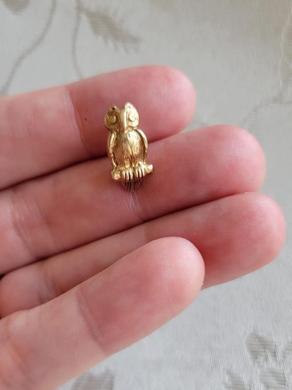 Heavy 9k Solid Yellow Gold Owl Charm / Pendant - 3.25 grams - Vintage - Customized Layaway Available