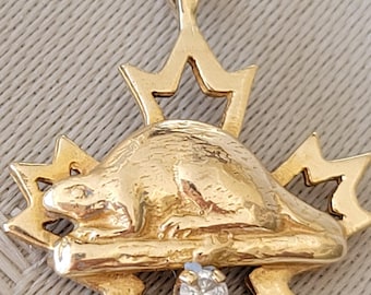 Unique 14K Yellow Gold and Diamond Canada Maple Leaf and Beaver Pendant/Charm -  Vintage - Customized Layaway Available