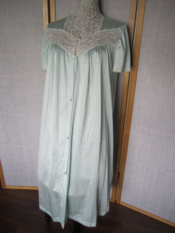 Vintage Vanity Fair Robe Light Blue With Lace Siz… - image 2