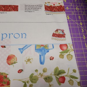 Henry Glass Strawberry Garden Apron Panel Cotton Fabric