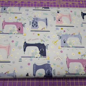 Dear Stella Sew Amazing D2180 Cotton Woven Fabric Quilting Masks Crafts Sewing
