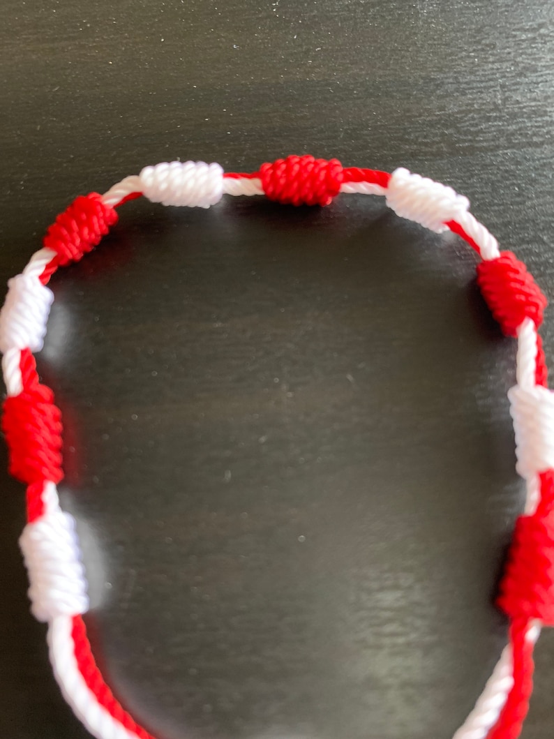 Two color 10 knots decenario bracelet