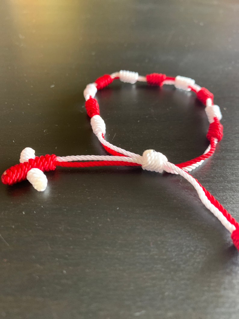 Two color 10 knots decenario bracelet