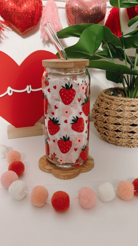 Strawberry Can Glass Cup w/Bamboo Lid & Straw