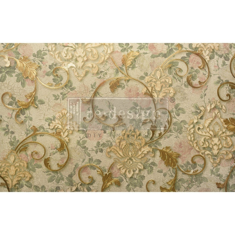 Puede incluir: Una transferencia decorativa con un dise&ntilde;o floral vintage. El fondo presenta un patr&oacute;n floral descolorido en rosa, verde y crema. Adornos y acentos florales dorados adornan el fondo. El texto "re-design" es visible.