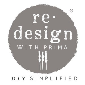 Puede incluir: Un logotipo circular gris con las palabras "re-design" en blanco, encima de "WITH PRIMA" y tres tallos florales blancos. El texto "DIY SIMPLIFIED" est&aacute; debajo del c&iacute;rculo.