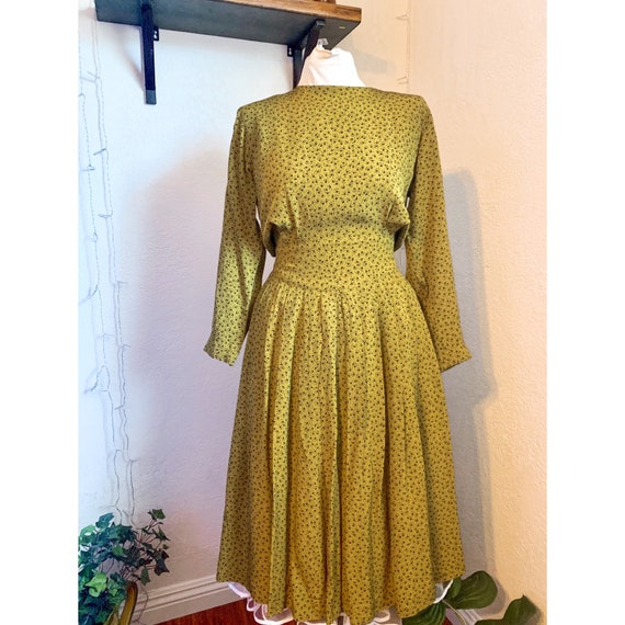 1970’s/80’s Olive Ditsy Floral Dress w/ Button Dow