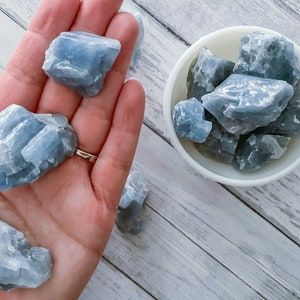 1 Smooth Blue Calcite Stone, Blue Calcite Smooth Stone, Natural Calcite Mineral