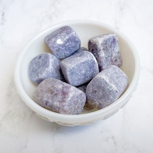 1 Lepidolite Tumbled Stone