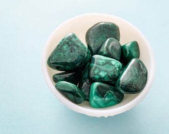 1 Malachite Tumbled Stone, Malachite Healing Crystal
