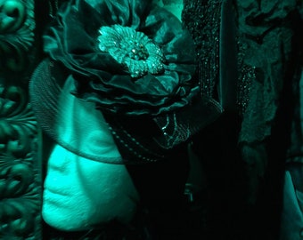 Black net  hat  rose flower fascinator vintage  netting  50's  gothic noir vamp femme fatale  witch