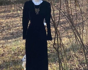 90/'s Vintage Forest Green Crushed Velvet Grunge Dress  Gothic Long Sleeve Full Length Dress  Modern Witch Dress  Size Large