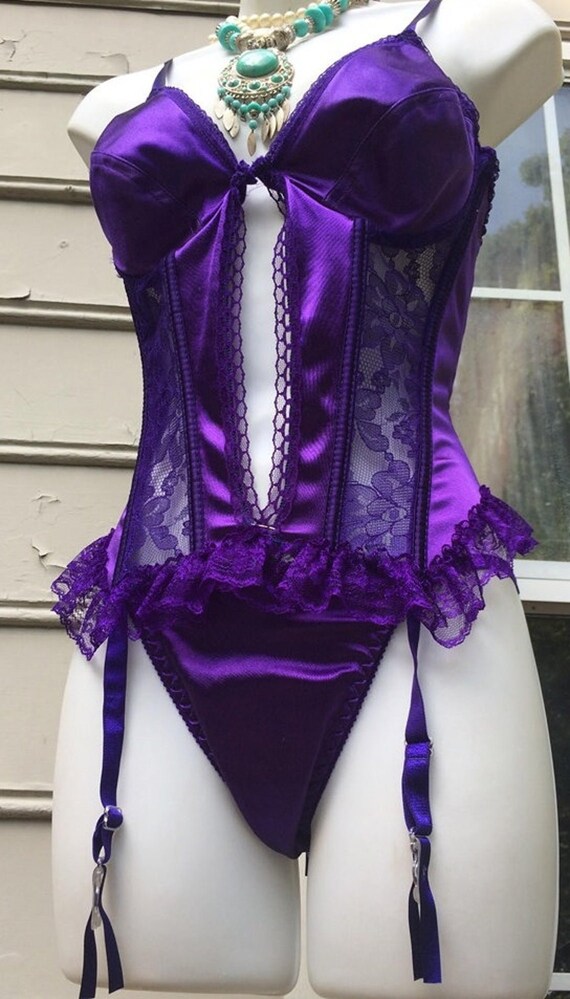 Purple vintage bustier longline bra gothic noir