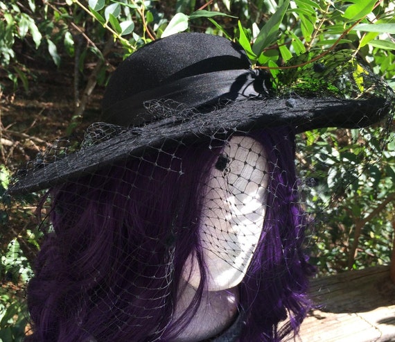 Black veil hat vintage felt wool netting gothi