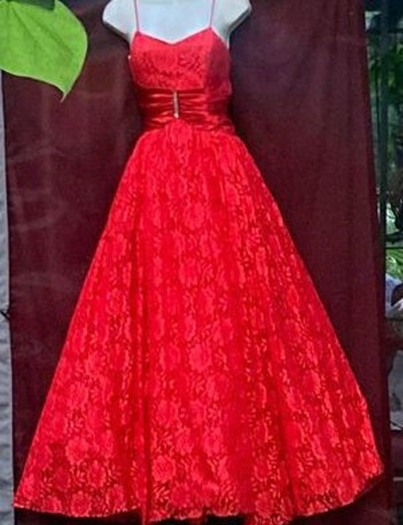 Red lace dress full 50s style crinoline prom   go… - image 1