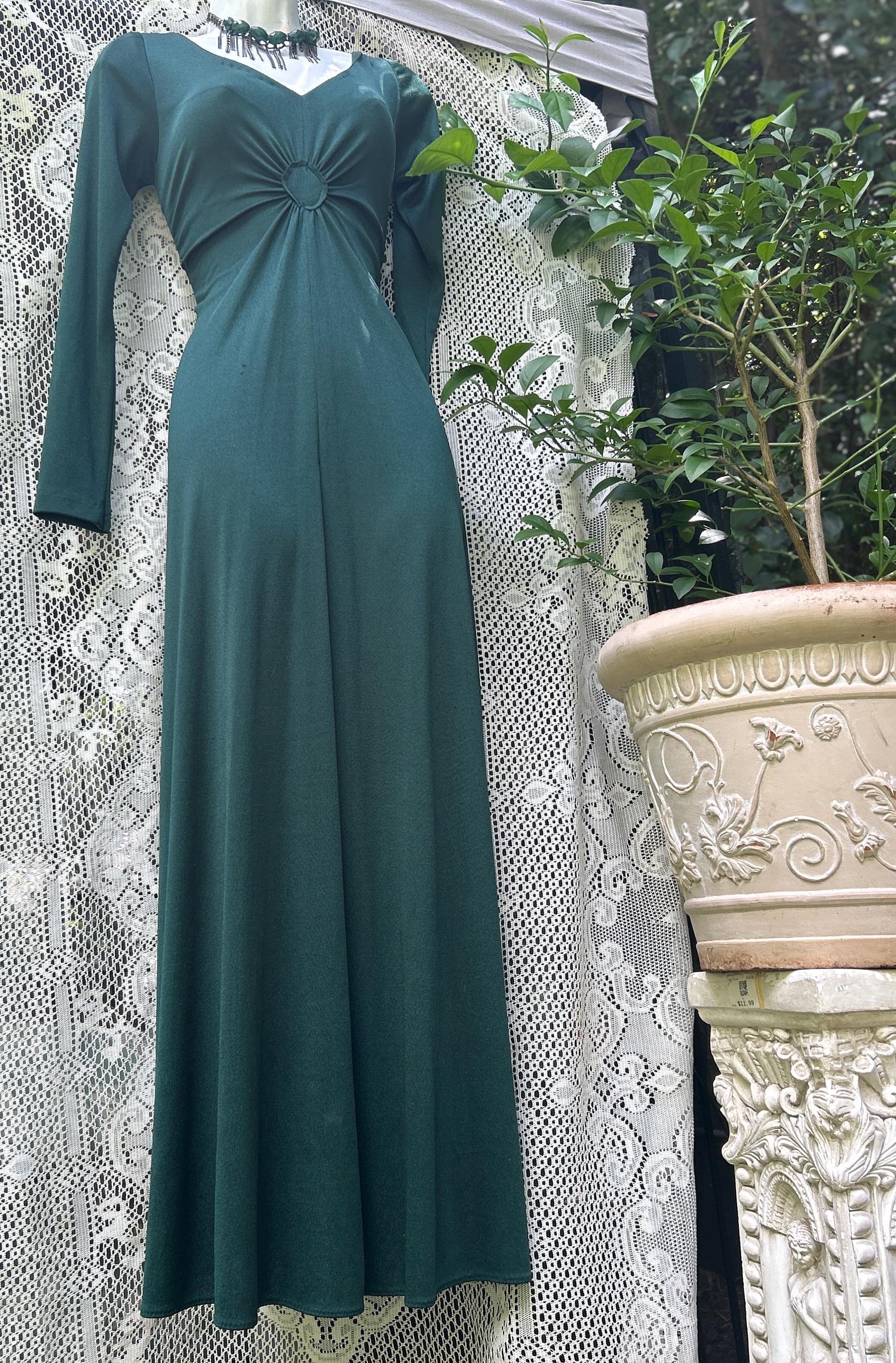Long Sleeve Vintage Green Bridesmaid Dresses Forest Green Satin