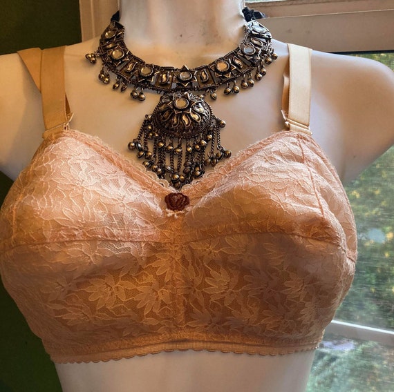 Nude Beige Vintage 60s 70s 36C Nude Beige Wireless Bullet Bra Rockabilly Burlesque Pin-up Fetish 50s Shiroz Fashion