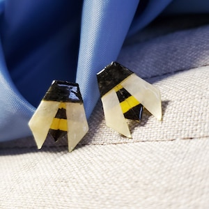 Honey Bee Origami Posts, Washi Paper Bee Earrings, Fun Insect Jewelry, Bee Lover Paper Studs, Minimalistic Bee Studs