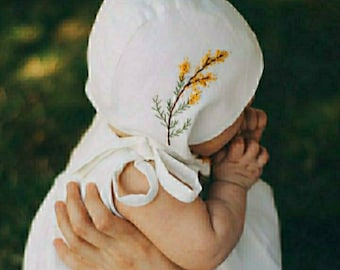 Soft linen baby Bonnet Hand emboidery gift beach hat for babies Beautiful Newborn Gift Handmade clothing white cotton fabric kid clothes