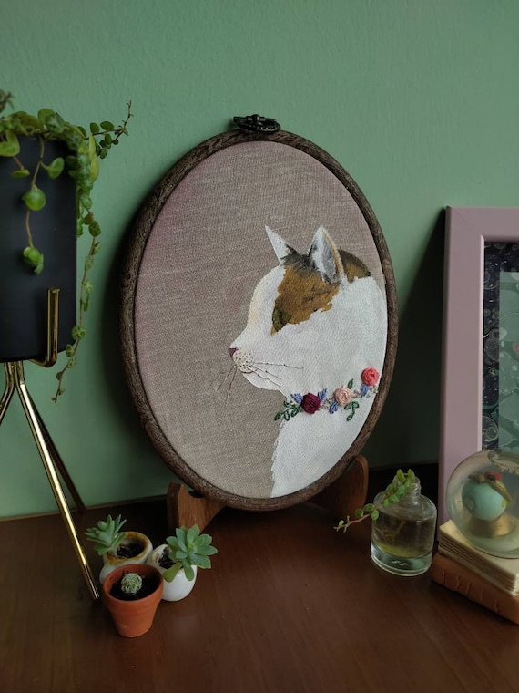 Costume cat drawing Embroidery frame Handmade pet portrait Customized wall art decor Personalized cat memorial Gift for dog lover wallart