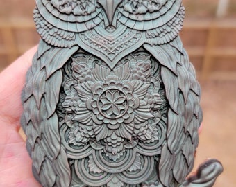 Owl figure