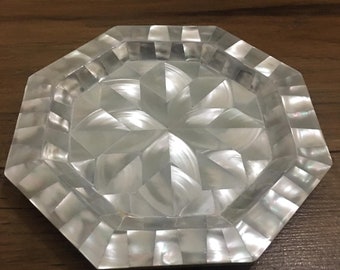 exquisite Mother of Pearl Small fruit serving  Plate 14 cm