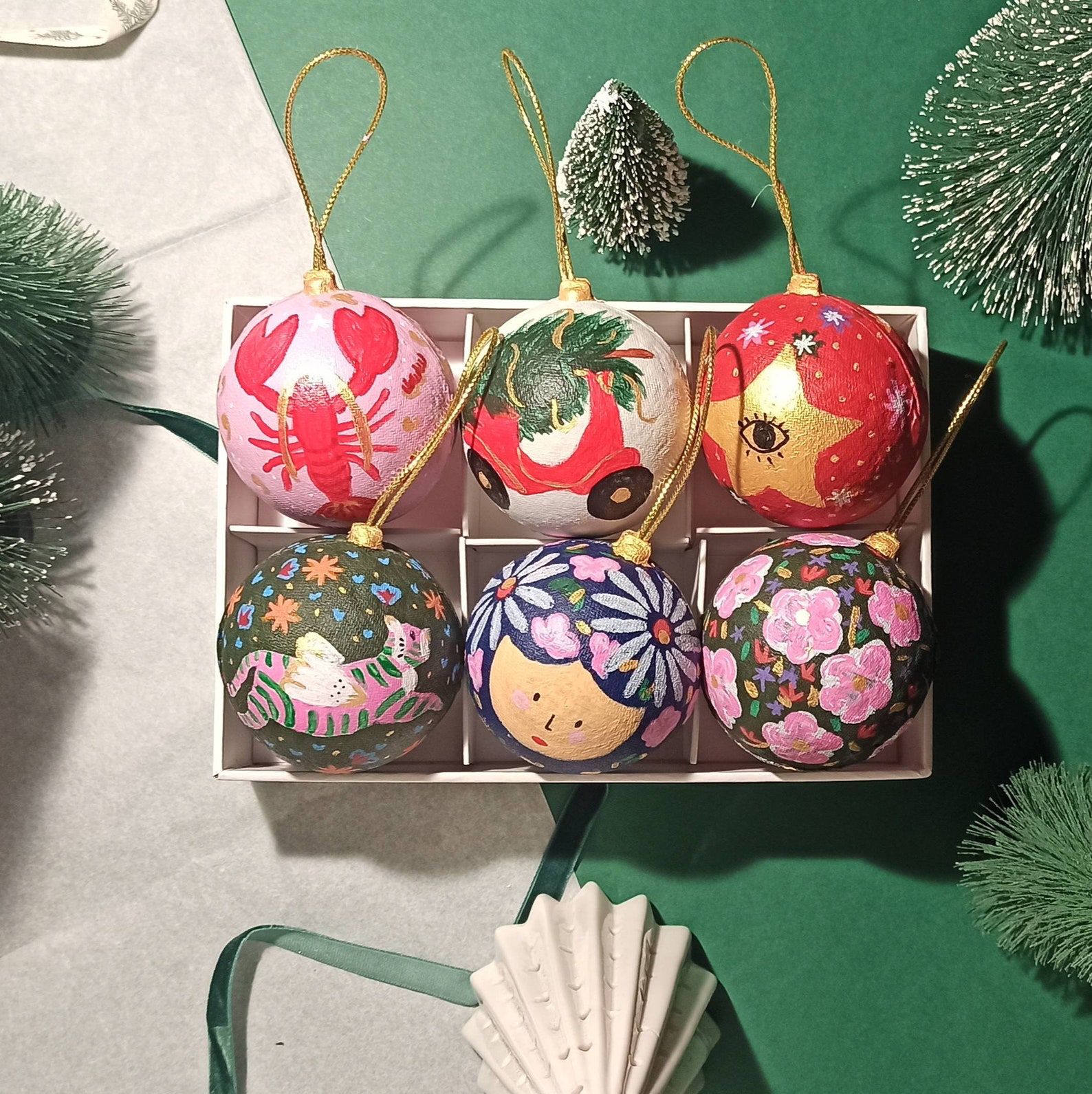 Boule de noël peinte à la main // modèle unique handmade | Etsy