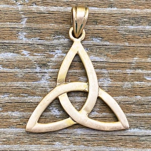 Ancient Celtic Triquetra Pendant Bronze